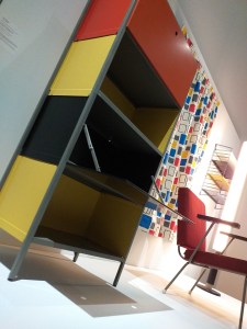 Wim Rietveld, 1954, stalen wandkast. 